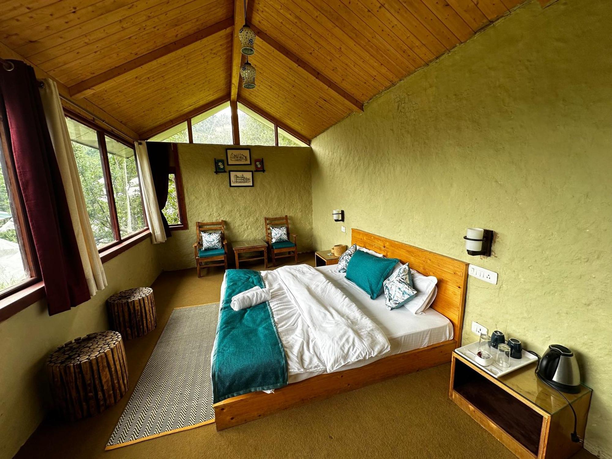 Daak Bangla Retreat Hotel คูฟรี ภายนอก รูปภาพ